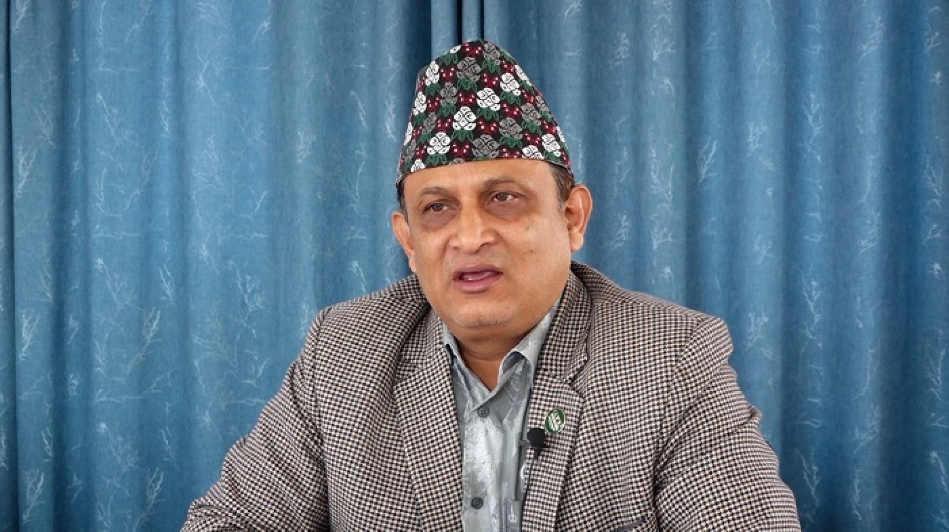 जलवायु संकटको प्रत्यक्ष मारमा नेपालः हिमाल पग्लिएर जलचक्र बिग्रिँदा बस्ती नै रित्तिने जोखिम